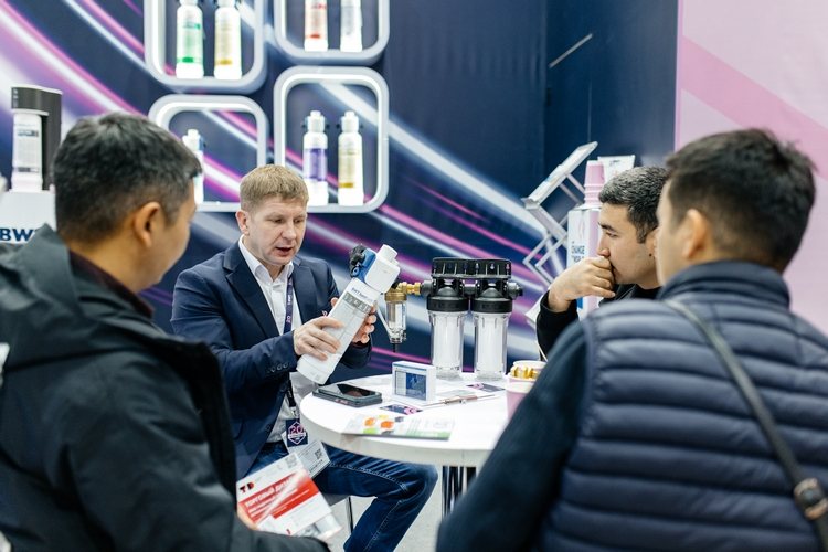 Переговоры с посетителями