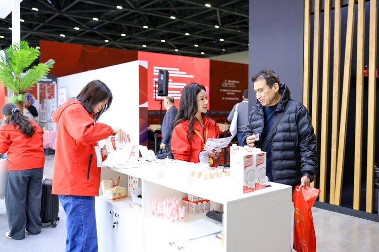 Meetings at a stand